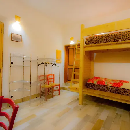 Old Style By The Sea With Heated Pool, Ladispoli, Rome Apartment Ladispoli