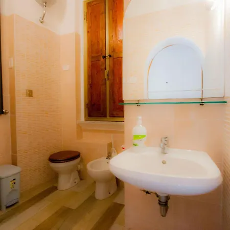 Old Style By The Sea With Heated Pool, Ladispoli, Rome * Ladispoli